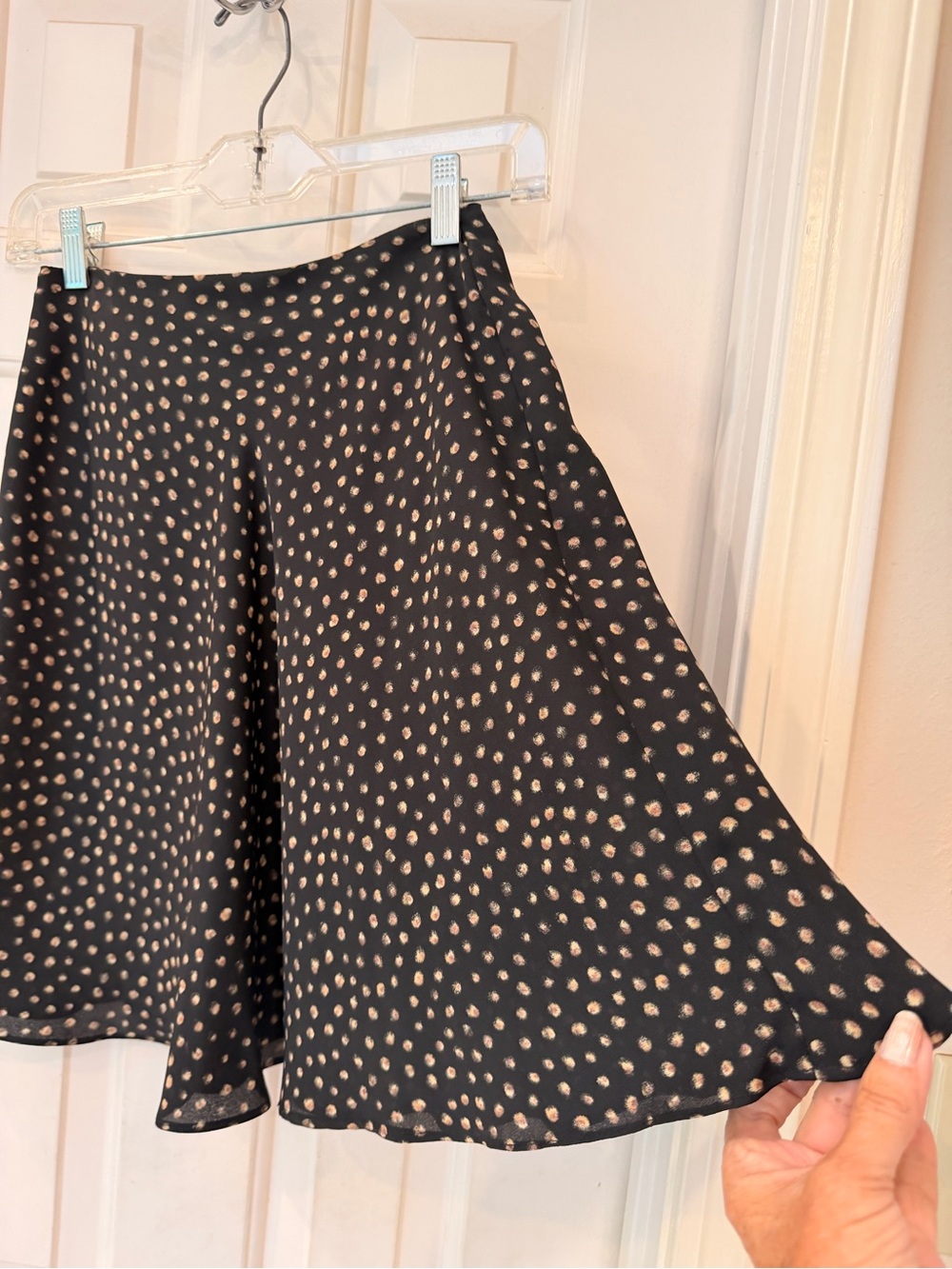 Bentley Arbuckle Black Lightweight Flirty Skirt Gold Dot Print Slight Sheer Sz 2 - Picture 5 of 12